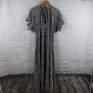 PAPAYA BLACK & WHITE V NECK AZTEC DESIGN SHORT SLEEVE MAXI DRESS SIZE 14